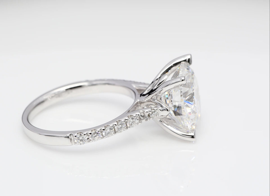 Exquisite 3 Carat Brilliant-Cut, Solitaire with Accented Side Stones, Lab-Grown Diamond Engagement Ring, 18K White Gold